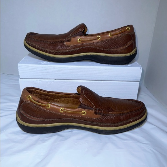 Tommy Bahama Brown Leather Men's Loafers - Picture 2 of 7